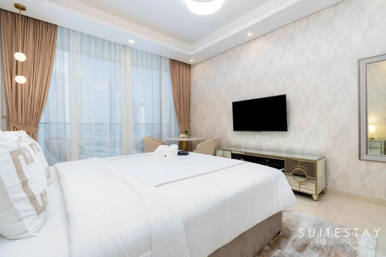 Apartment Brand New Modern Studio With Burj Khalifa Views Dubai